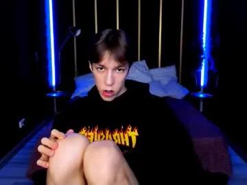 mark_branston — GOAL: Remove the sweater 3min [25 tokens remaining] Welcome to my room! #feet #young #18 #teen #new