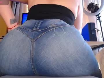 Freechat martiniella on Chaturbate