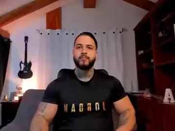 max_dic1 — #latin #bigass #fuckmachine #muscle #lovense