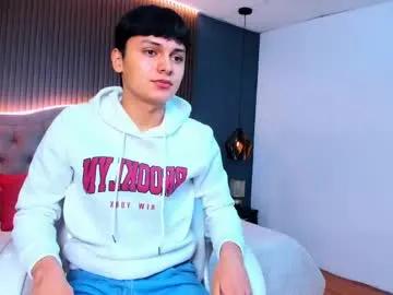 maxii18_ — Maxii18_'s room #18 #young #new #slim #latino