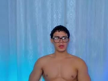 Freechat maxiimus__ on Chaturbate