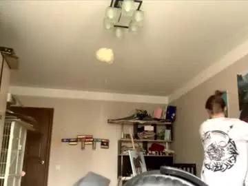 mckenziemoitoza — Hi! everyone #new here I'm #shy and #teen! Goal - I would like to hear my first tip >_<   P #18 dont foget about like guys! :D [80 tokens remaining]