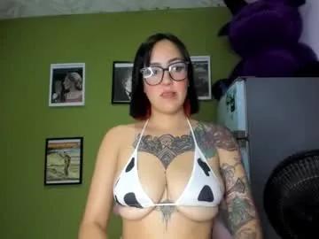 medu_003 — Medu_003's room #latina #bigboob #anal #milk #tatto