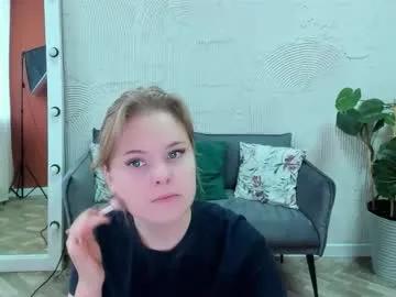 melissa_199 — Melissa_199's room #new #cute #nonude #shy #18
