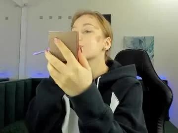 melissa_new22 — GOAL: Tits massage [45 tokens remaining] Welcome to my room!  #natural #18 #teen #bigass #new