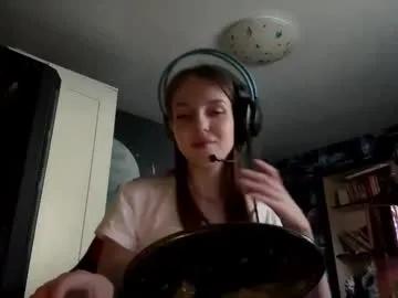melonygriffen — Hello im Aria! Goal - say hello #new #teen #shy #18 #cute [24 tokens remaining]