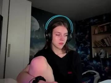 melonygriffen — Hello im Aria! Goal - sit down 5 times  #new #teen #shy #18 #cute [20 tokens remaining]