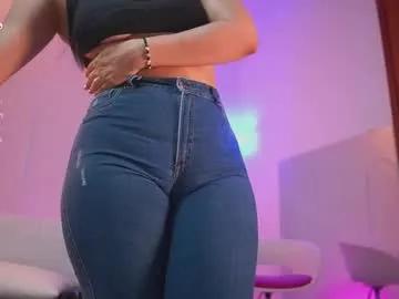Freechat mia_coliin on Chaturbate