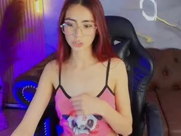 mia_tf — GOAL: Flash tits [49 tokens remaining] Welcome to my room! #new #bigass #redhead #latina #feed