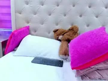 miaa_cooper_ — GOAL: Destroza my throat [487 tokens remaining] Hey Guys, Welcomome to My Room  Let's enjoy a pleasant moment together #bigass  #blowjob #new #cute #teen