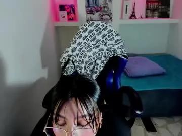 miaa_scott — GOAL: Show tits [2 tokens remaining] Hi, I'm Mia love welcome to my room #Latina #hairy #18 #teen #domi