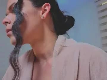 Freechat miavero on Chaturbate