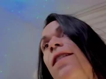 Freechat miavero on Chaturbate
