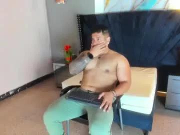 Freechat michael_hill1 on Chaturbate