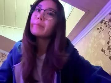 migdaliafenlon — GOAL: take off my sweter [82 tokens remaining] Welcome to my room! #new #shy #18 #skinny #asian