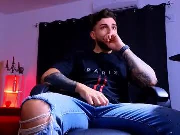 Freechat mightyaaron on Chaturbate