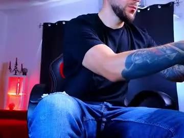 Freechat mightyaaron on Chaturbate