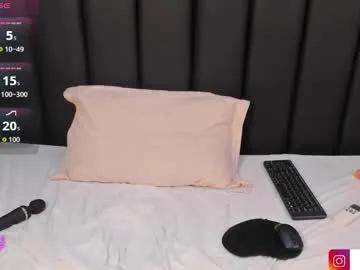 miia_bratz — GOAL: TAKE OFF MY BRA [65 tokens remaining] Enjoy with me and reached goals together!! #18 #petite #smalltits #lovense #bigass