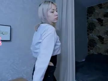 mikelana — GOAL: Suck my delicious finger [7 tokens remaining] Let's have a great time together #blonde #lovense #18 #bigboobs  #bigass