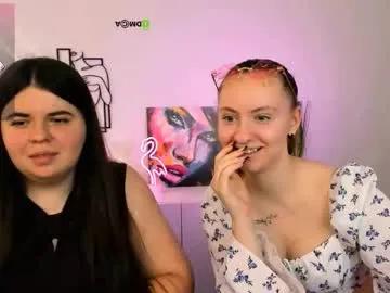 mila_glow — GOAL: put on the kitty ears [444 tokens remaining] Welcome to my room! #feet #nonude #sexy  #lovense #18