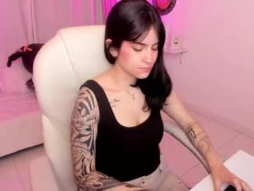 Freechat mileyberry on Chaturbate