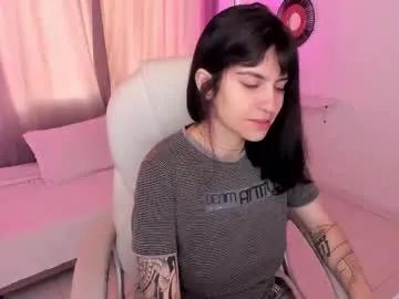 Freechat mileyberry on Chaturbate
