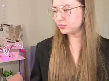 minchalla — Welcome! I am Milly! it's my day 10! Be polite! // GOAL: Make a quick spin around + reveal my ass in pants [10 tokens left] #new #teen #18 #young #shy