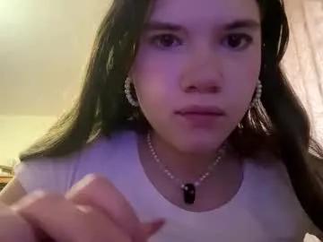 minforbush — I'll suck my finger like a dick Hello ! I am Amelia. I am new here #shy #18 #new #natural #bigboobs [58 tokens remaining]
