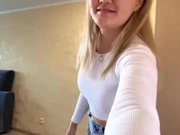 mingmcclave — GOAL: SQUEEZE MY TITS [0 tokens remaining] Welcome to my room! I'm Kate and I will be glad to play with you #asian #18 #new #bigboobs #bigass