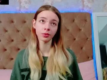 mira_lynxx — GOAL: Bouncing Tits [55 tokens remaining] Welcome Guys, Time to be Naughty #lovense #feet #squirt #skinny #young