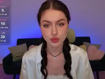 miraa_belle — GOAL: topless [397 tokens remaining] Welcome to my room! #feet #brunette #lovense #new