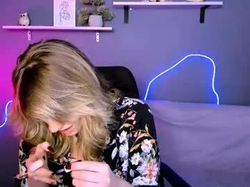 miriam_crazy — GOAL: make me smile [50 tokens remaining] Welcome to my room!  #cute #c2c #18 #lovense #nonude