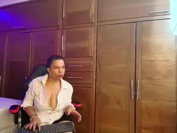 missbrenda_ — Hi guys, welcome today I'm feeling really naughty and want to make a delicious squirt and possibly fuck my ass. #milf #lovense #mature #latina #sexy [980 tokens remaining]