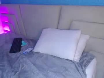 Freechat missloise on Chaturbate