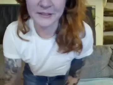 missmoonmagic13 on Chaturbate 