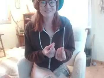 missmoonmagic13 on Chaturbate 