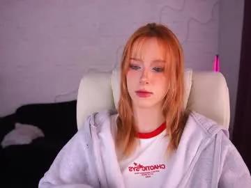 missvelora — I'm new, give me a little smile for happiness #new #18+ #newmodel #dance [111 tokens remaining]