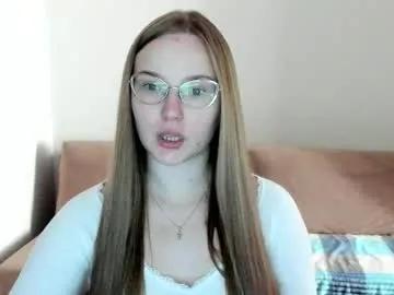 miya_mimi — Glad to see you! Let's have a nice time together #cute #shy #natural #glasses #pvt