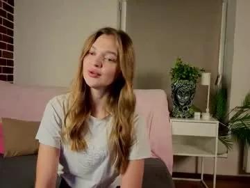 moirawenzinger — Heeeeyy, my name is Kylie!! Goal:  Blow a kiss with a naughty smile #blonde #18 #New #LovensE #SKINNY [10 tokens remaining]