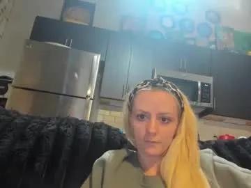 mollyharttt — hang with me #natural
