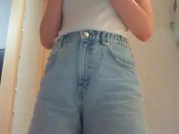 momentbeforedown — Hey guys! Domi is on! Try to make me cum!! #new #asian #shy #thin #feet