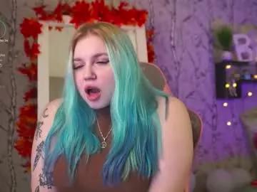 Freechat moon_valkyriie on Chaturbate