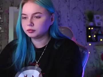 Freechat moon_valkyriie on Chaturbate