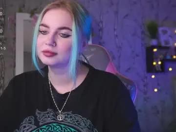 Freechat moon_valkyriie on Chaturbate