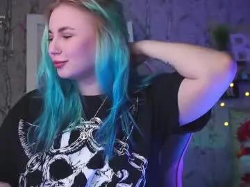 Freechat moon_valkyriie on Chaturbate