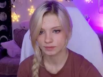 Freechat moonlight_mia on Chaturbate