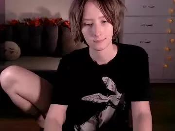 mothkink — Hi!! #ftm #trans #young