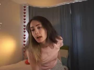 my_little_molly — Goal: bite my cute lipsies! Hi, my name is Molly, I just turned 18, and today is the first time I'm using the toy!  I'm #new #young #18 #teen #skinny [20 tokens remaining]