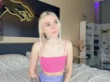 myviolet_rush — Call me Olive^^ GOAL: My eyes close up #new #shy #18 #teen #skinny [12 tokens remaining]