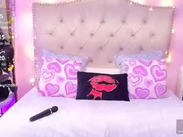 Freechat naomi_star8 on Chaturbate